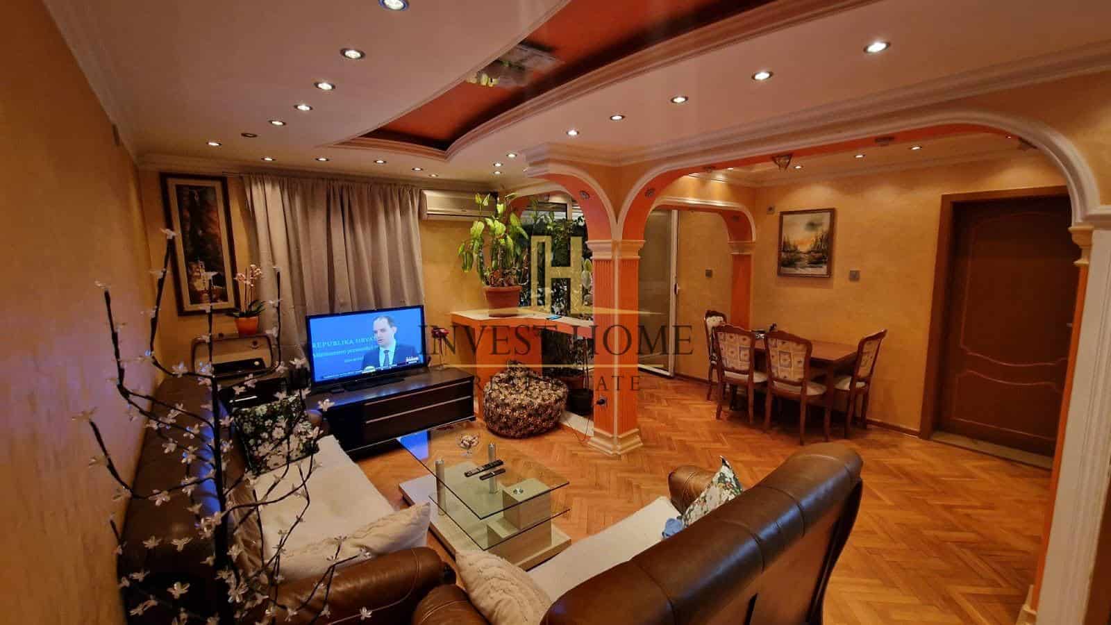 Trosoban stan, Budva, 83m2