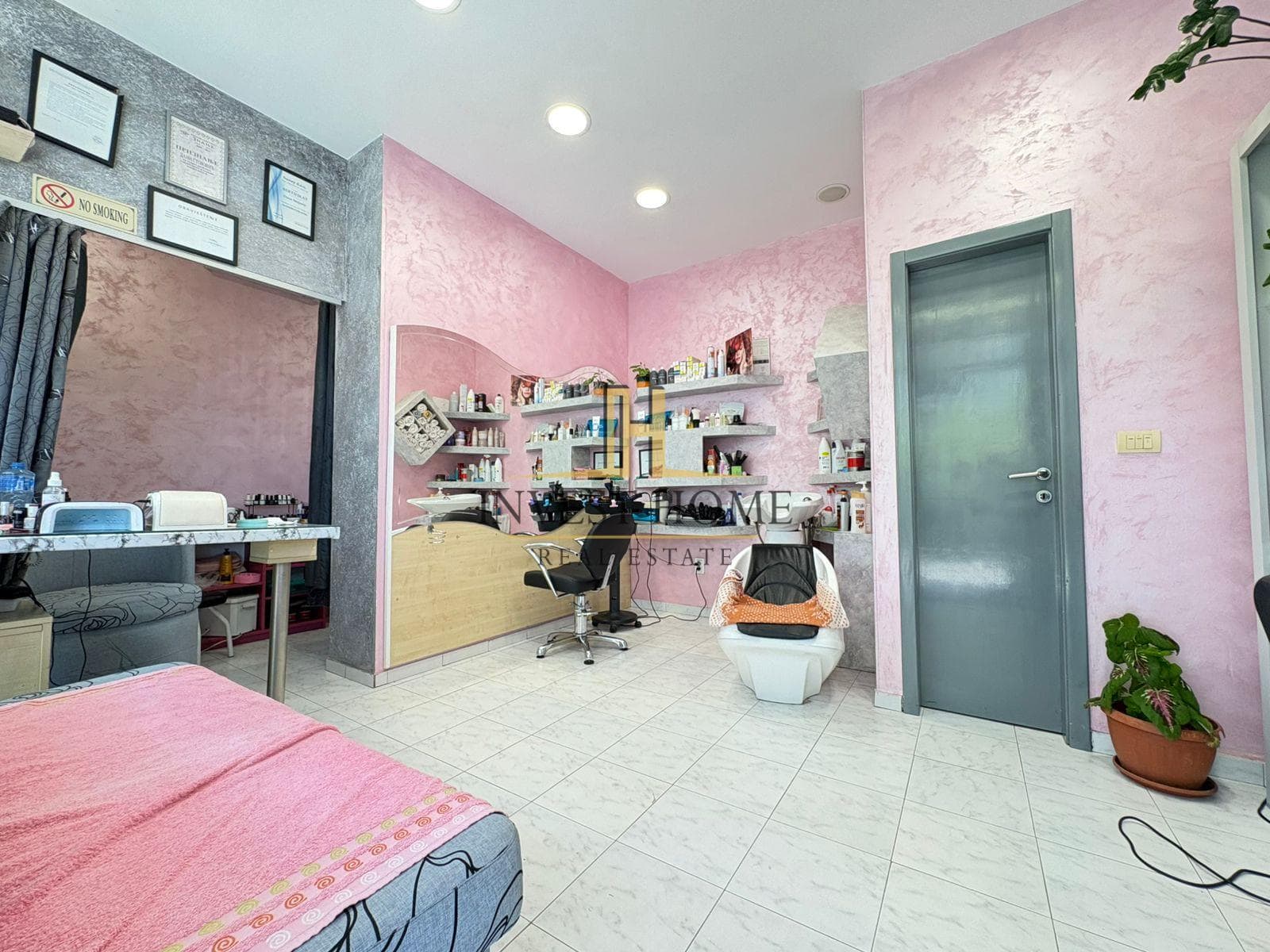 Poslovni prostor, Zabjelo, 23m2