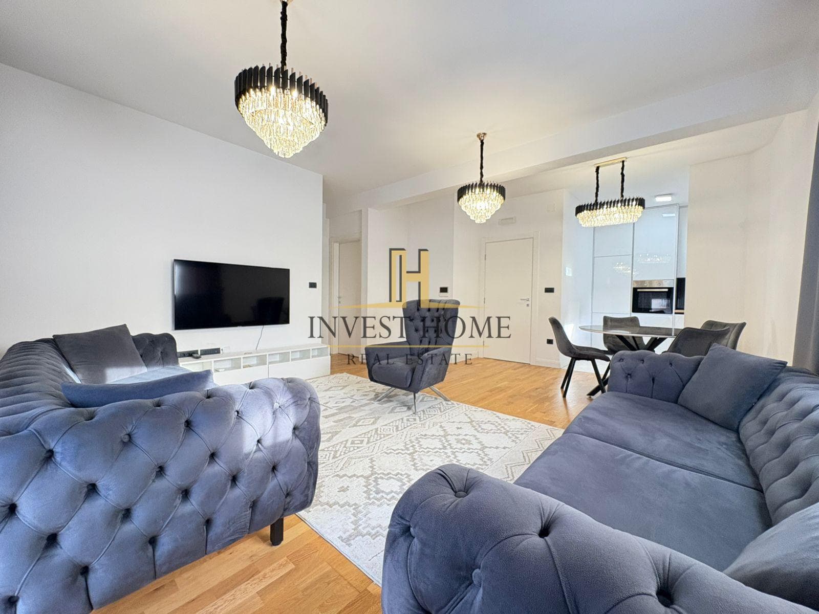 Trosoban stan, Dalmatinska, 130m2