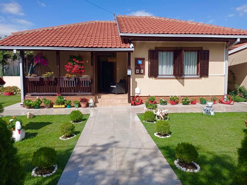 Дом на продажу, Cetinje — €130,000
