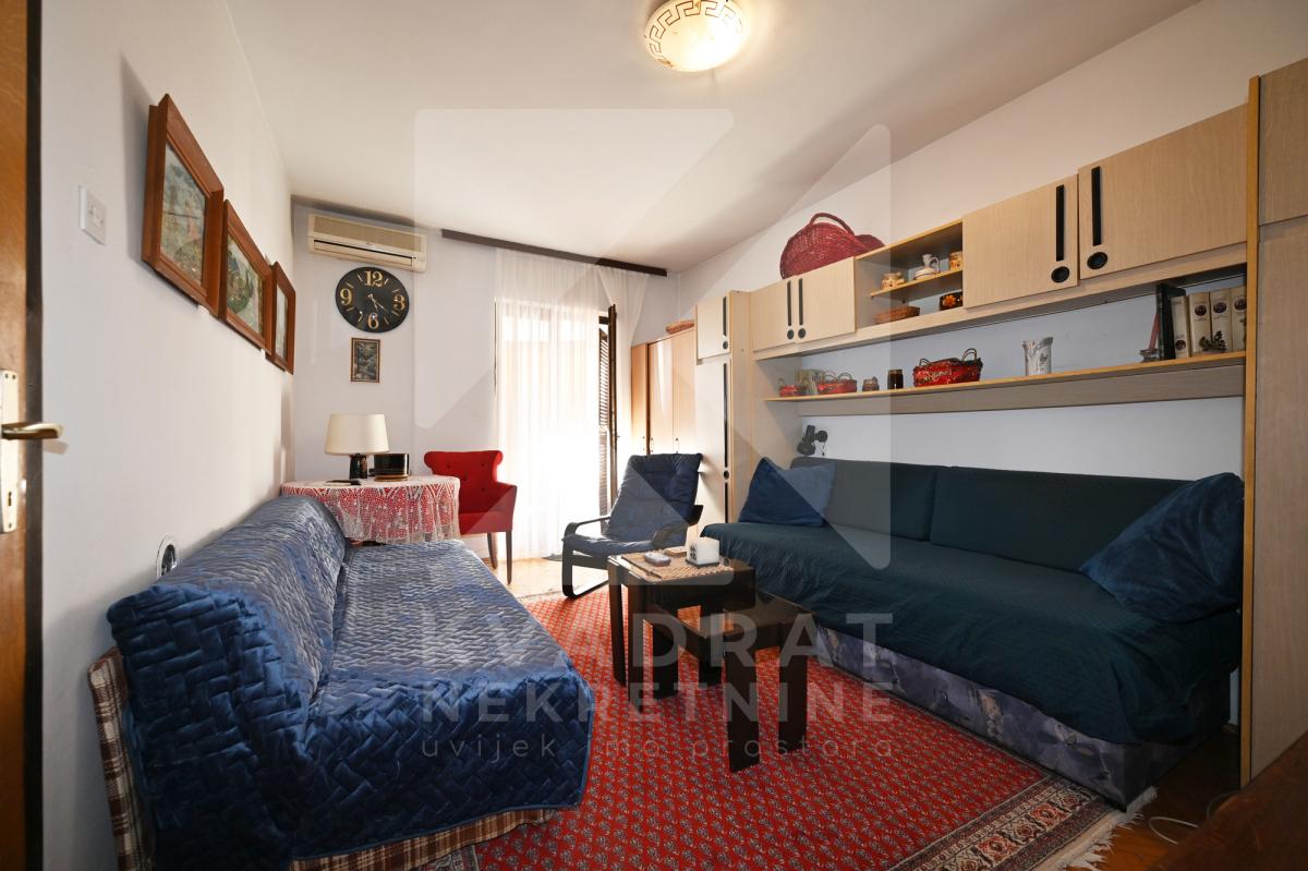 Izdavanje, Garsonjera, Podgorica, Momišići, 40m2