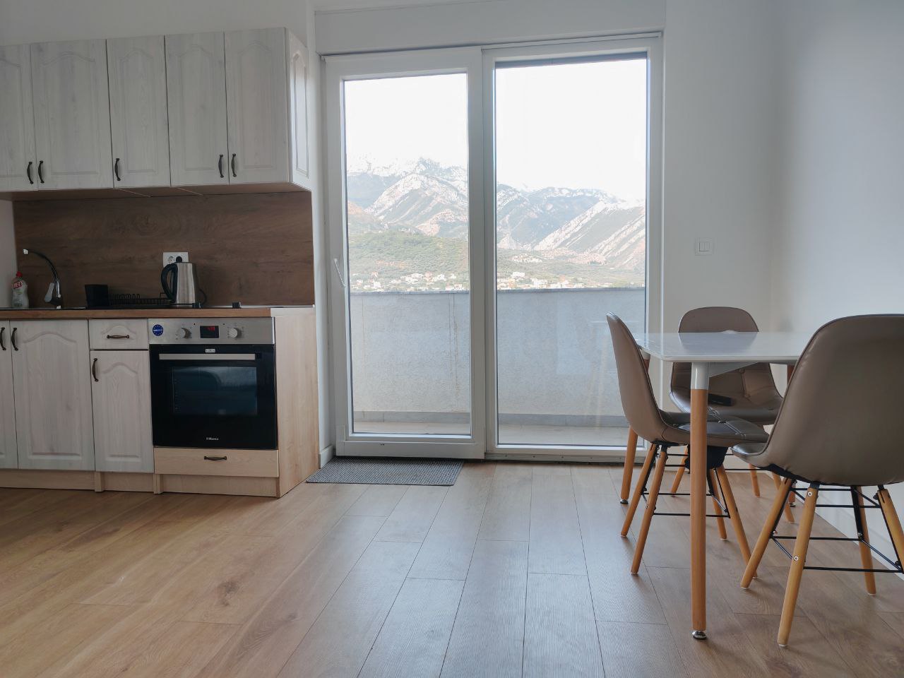 Apartment For Rent, Bar Centar