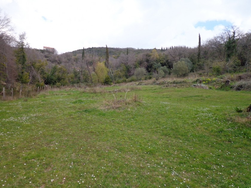 Land For Sale, Sušćepan