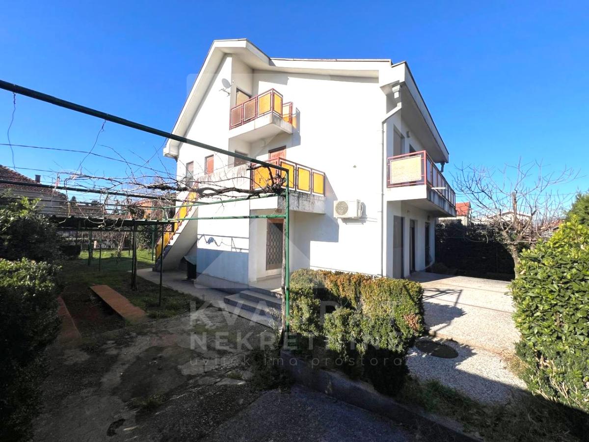 Izdavanje, Kuća, Podgorica, Zagorič, 230m2