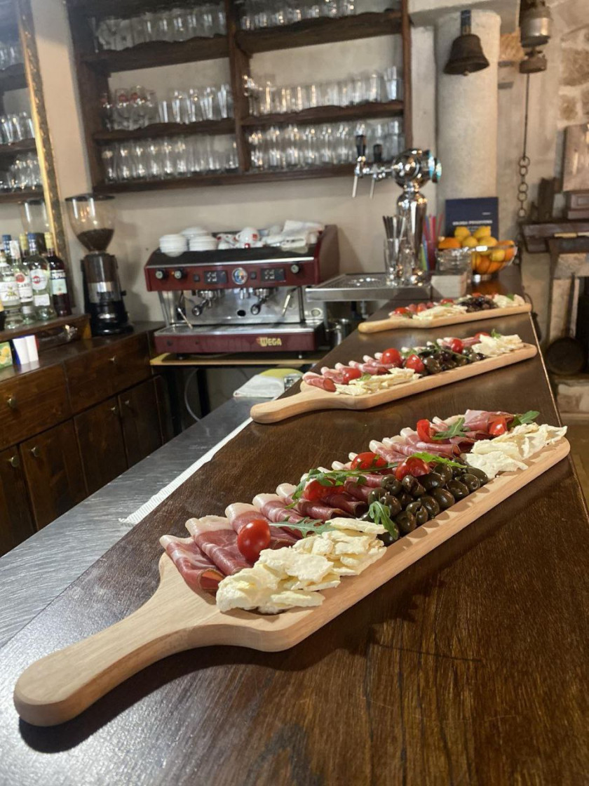 Commercial Property For Sale, Risan