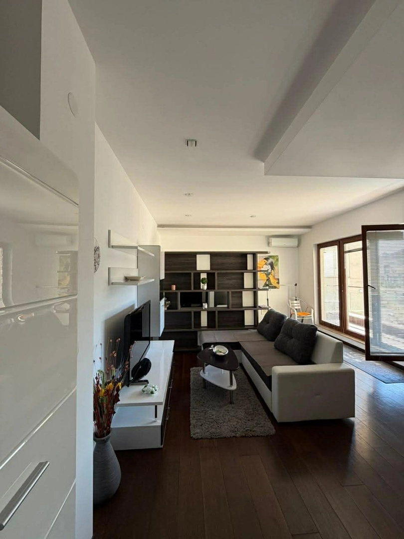 Apartment for Rent, Budva — €550
