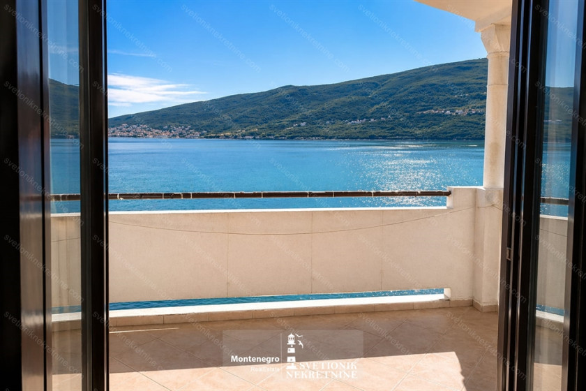 Prodajem Stan-Apartman, Baošići