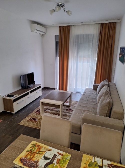 Prodajem Stan-Apartman, Ulcinj