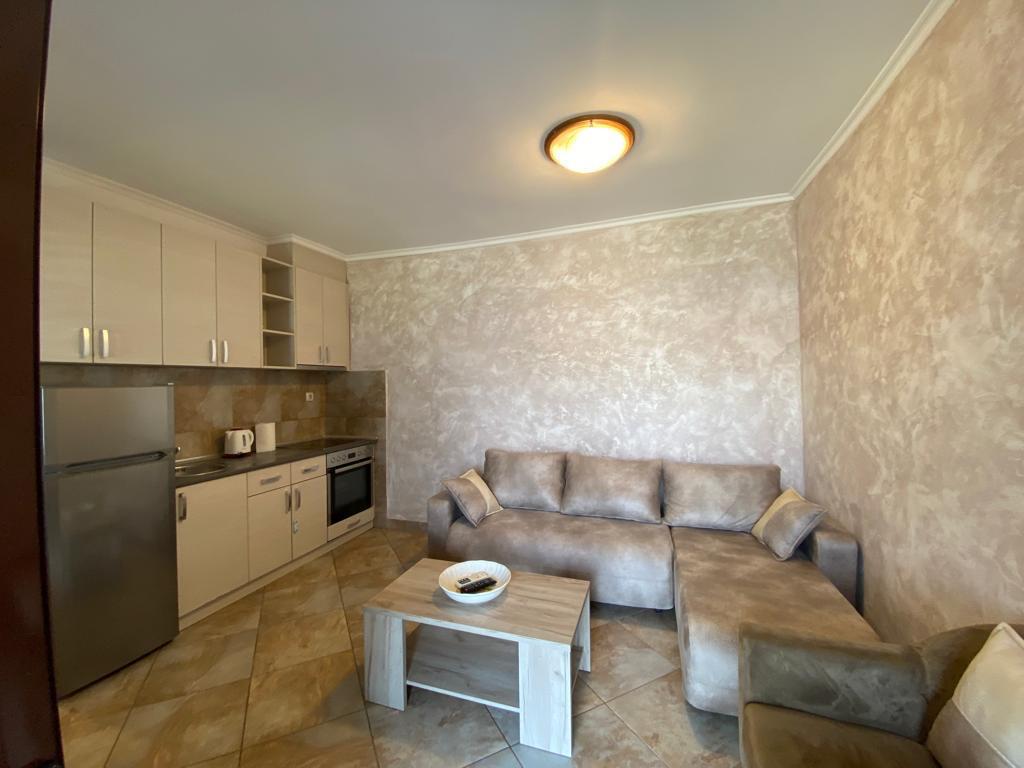 Apartment For Rent, Rafailovići