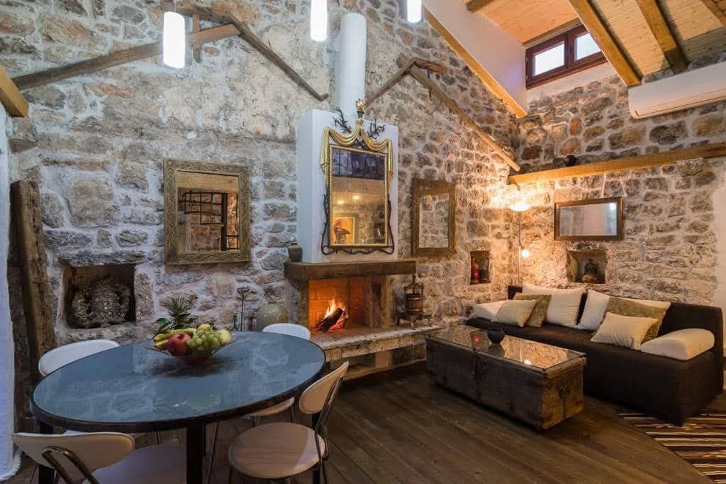 House For Sale, Đuraševići