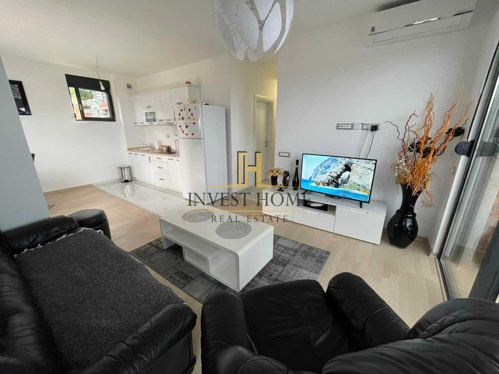 Dvosoban stan, Bečići, 68m2