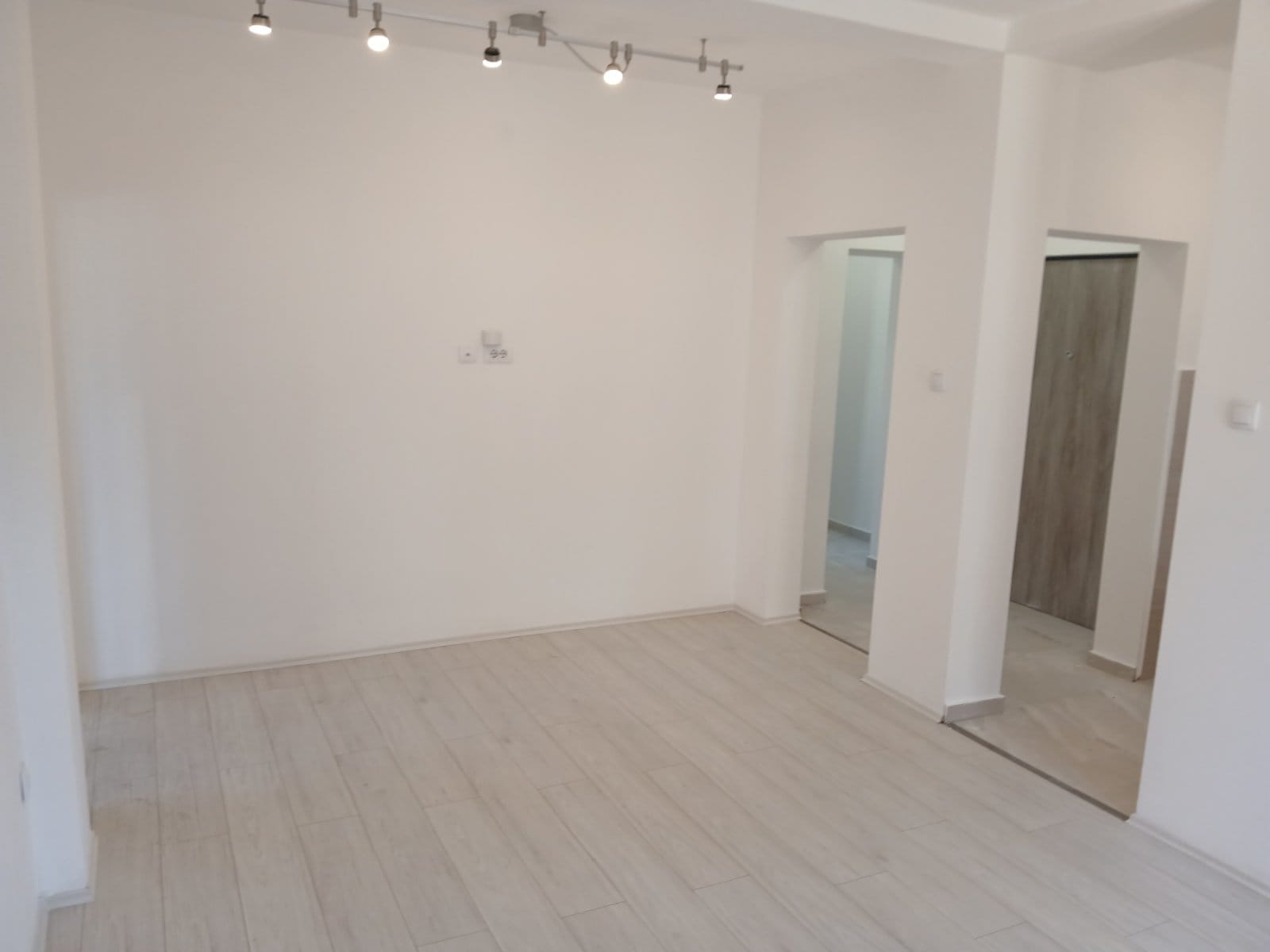 Office space For Rent, Center , 57m2