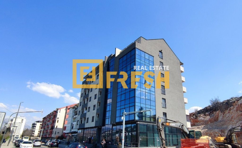 Iznajmljujem Poslovni Prostor, Centar