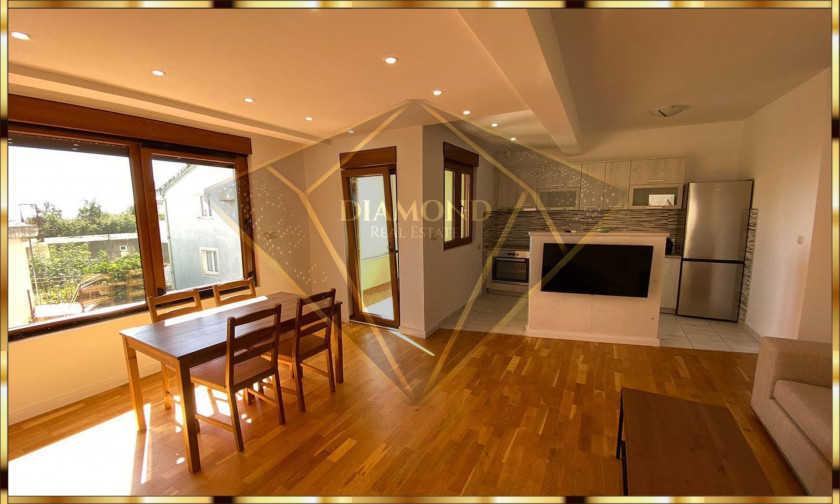 Prodajem Stan-Apartman, Podmaine