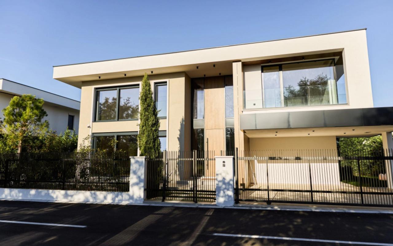 Дом в Podgorica, 262 m²