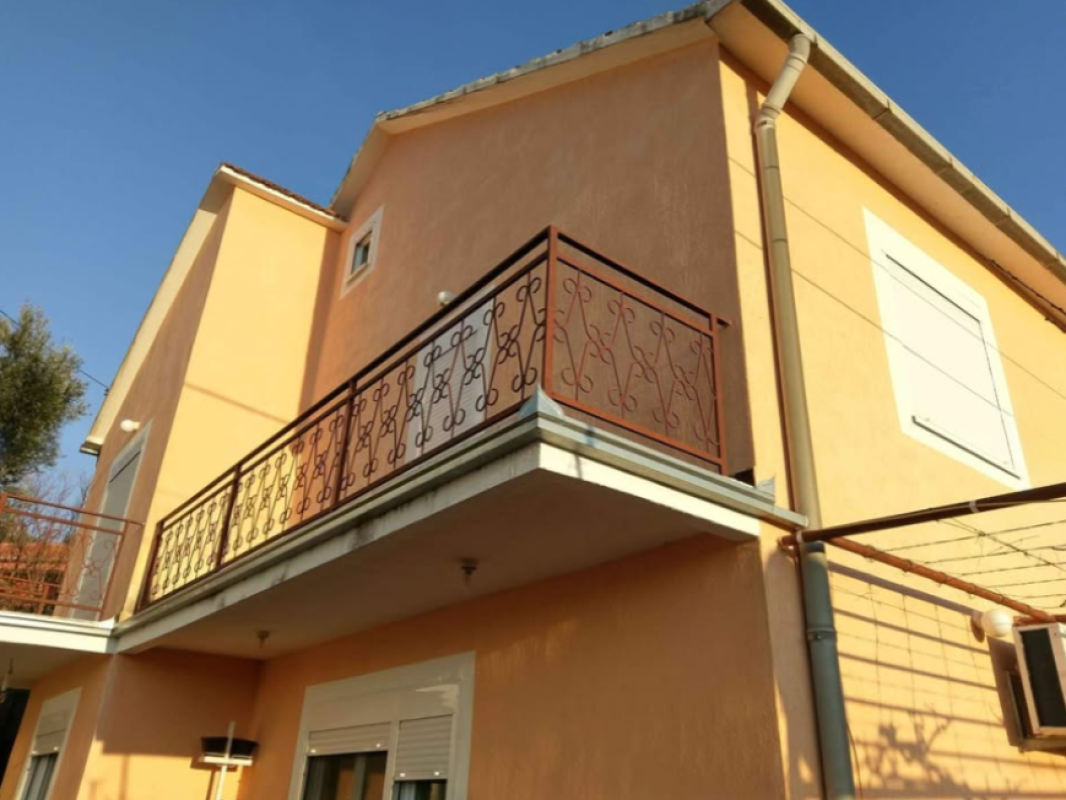 House in Tomba, 200 m²