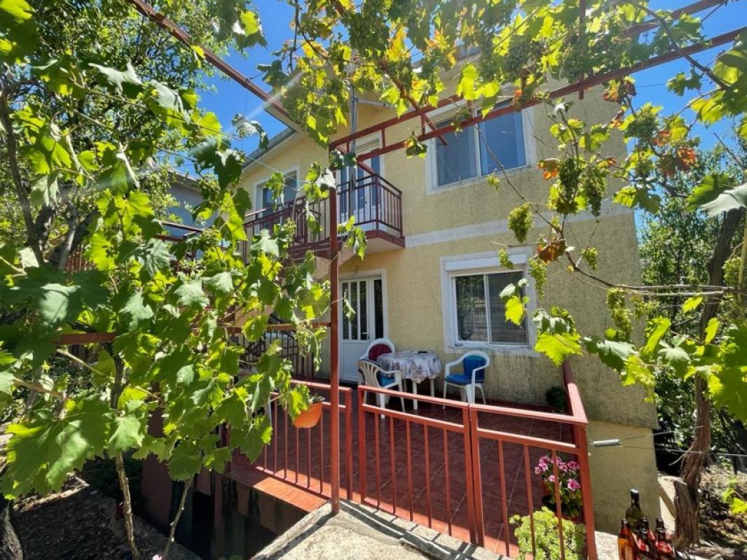 Дом в Dobra Voda, 204 m²