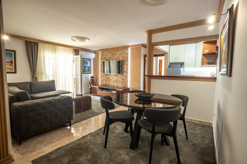 Apartment For Sale, Centar