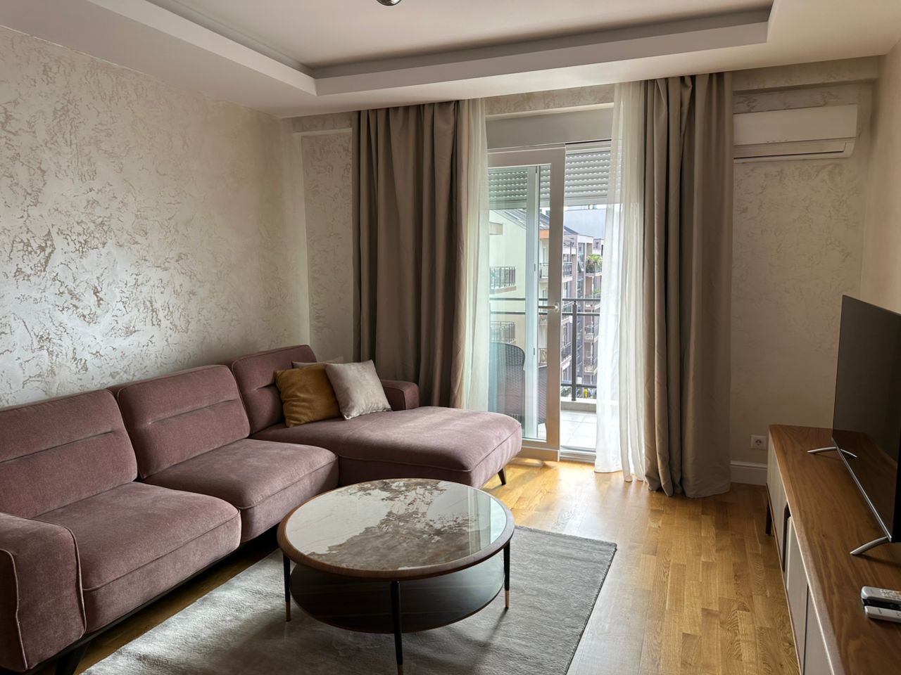 Two-Bedroom Apartment for Rent – Ljubović, Cijevna Komerc