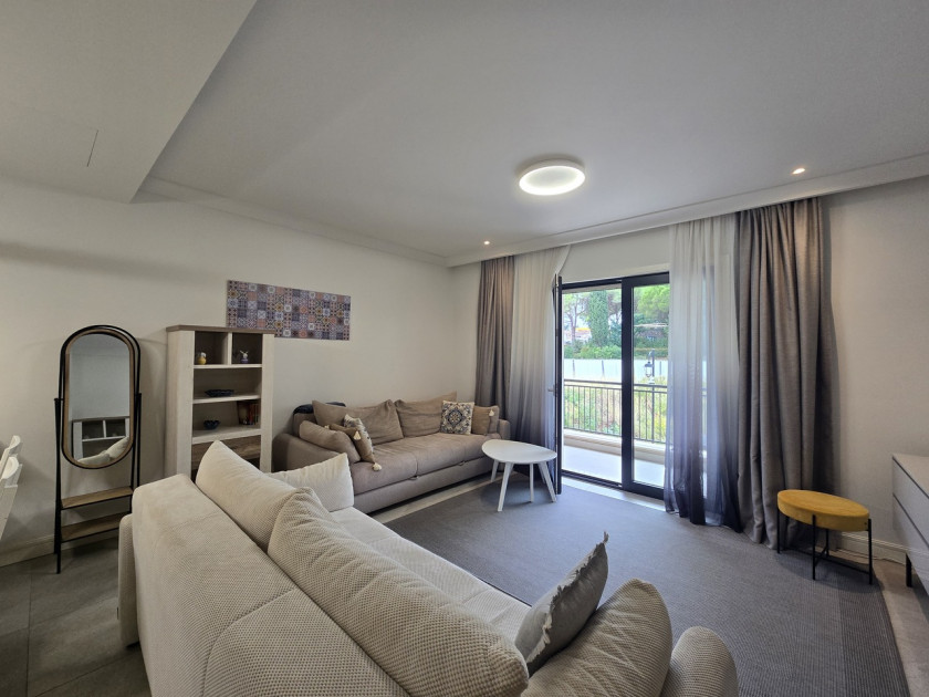 Apartment For Sale, Luštica