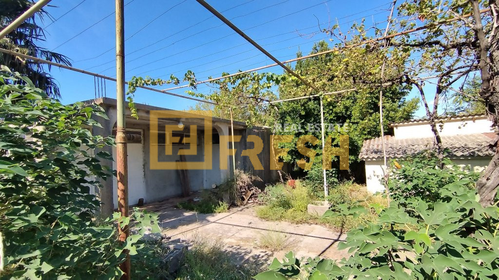 Plac, 1300m2, Farmaci, Prodaja