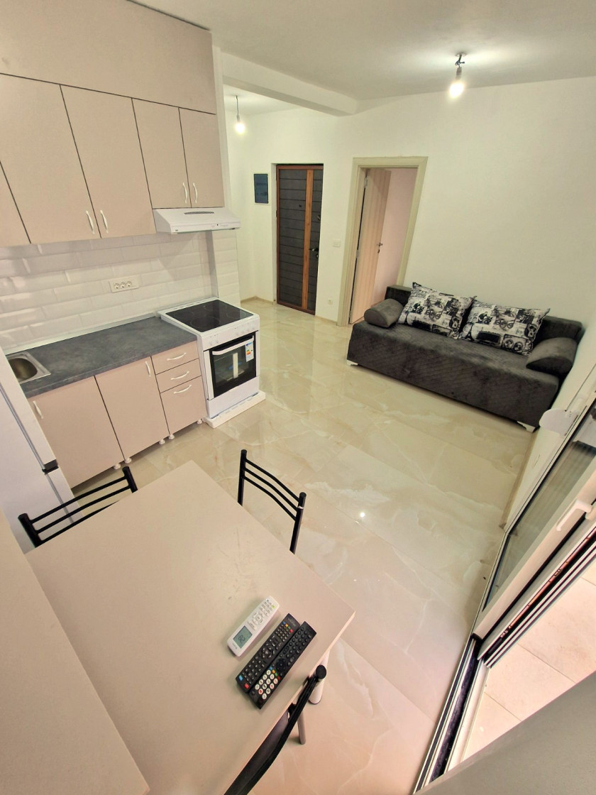 Iznajmljujem Stan-Apartman, Šušanj