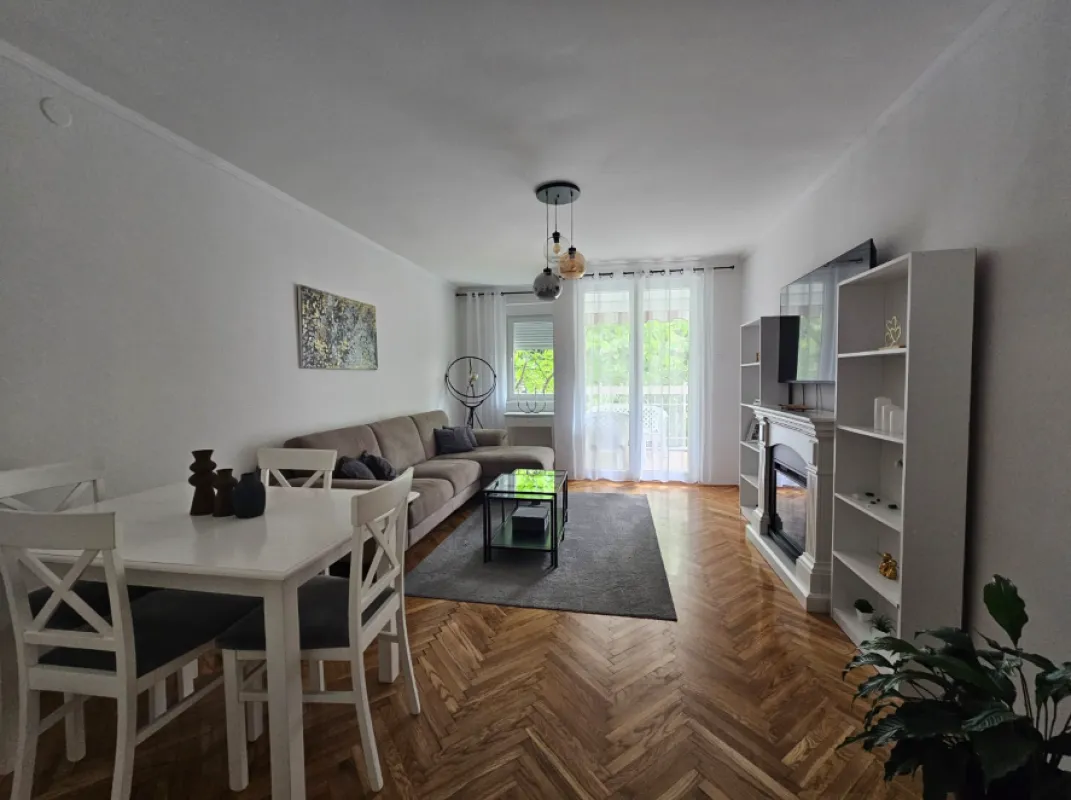 Apartment in Dubovina, 52 m²