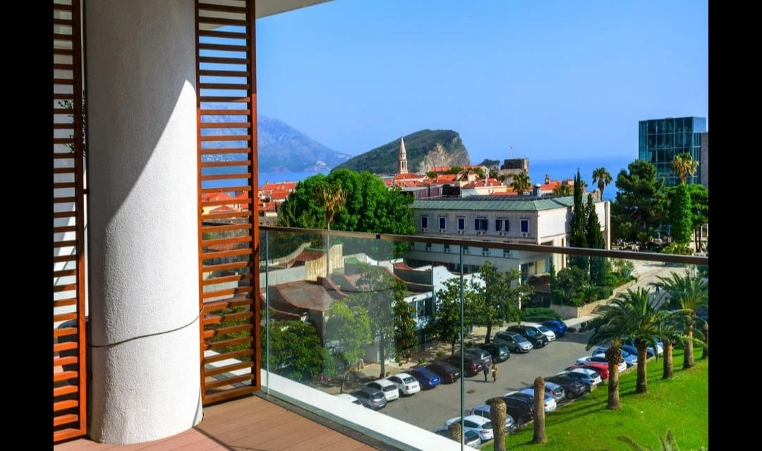 Iznajmljujem Stan-Apartman, Centar