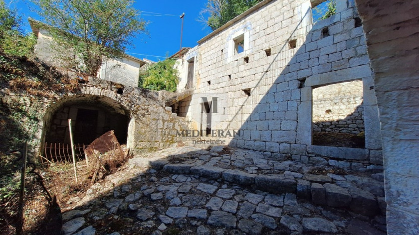 Prodajem Stan-Apartman, Sutorina