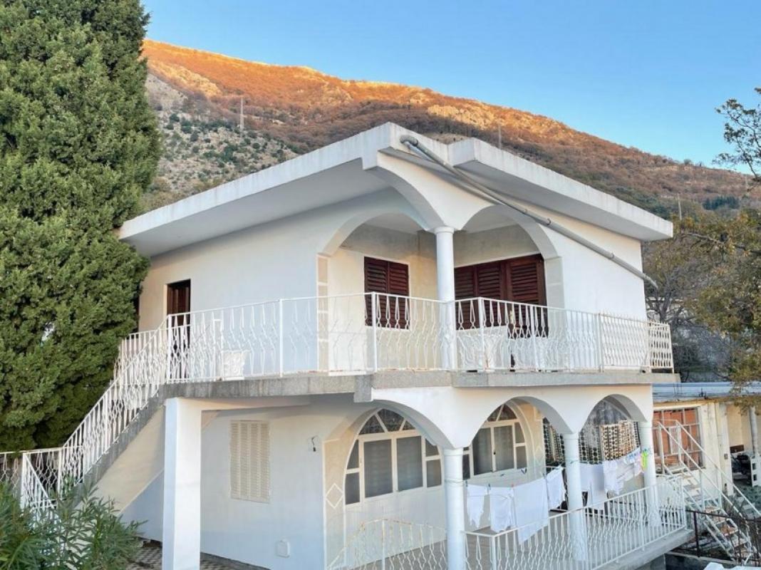 Дом в Sutomore, 158 m²