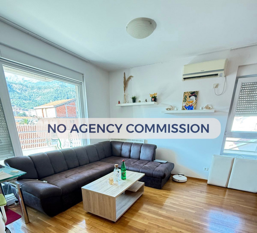 Jednosoban stan sa garažom i terasom – Budva, centar