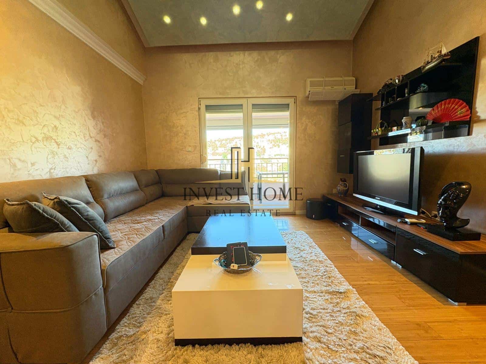 Trosoban duplex stan, Vezirov most, 120m2