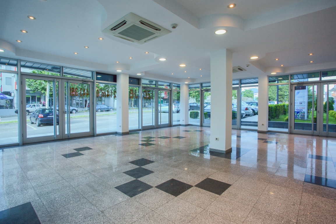 Commercial Space for Rent – Business Center “Razvršje”
