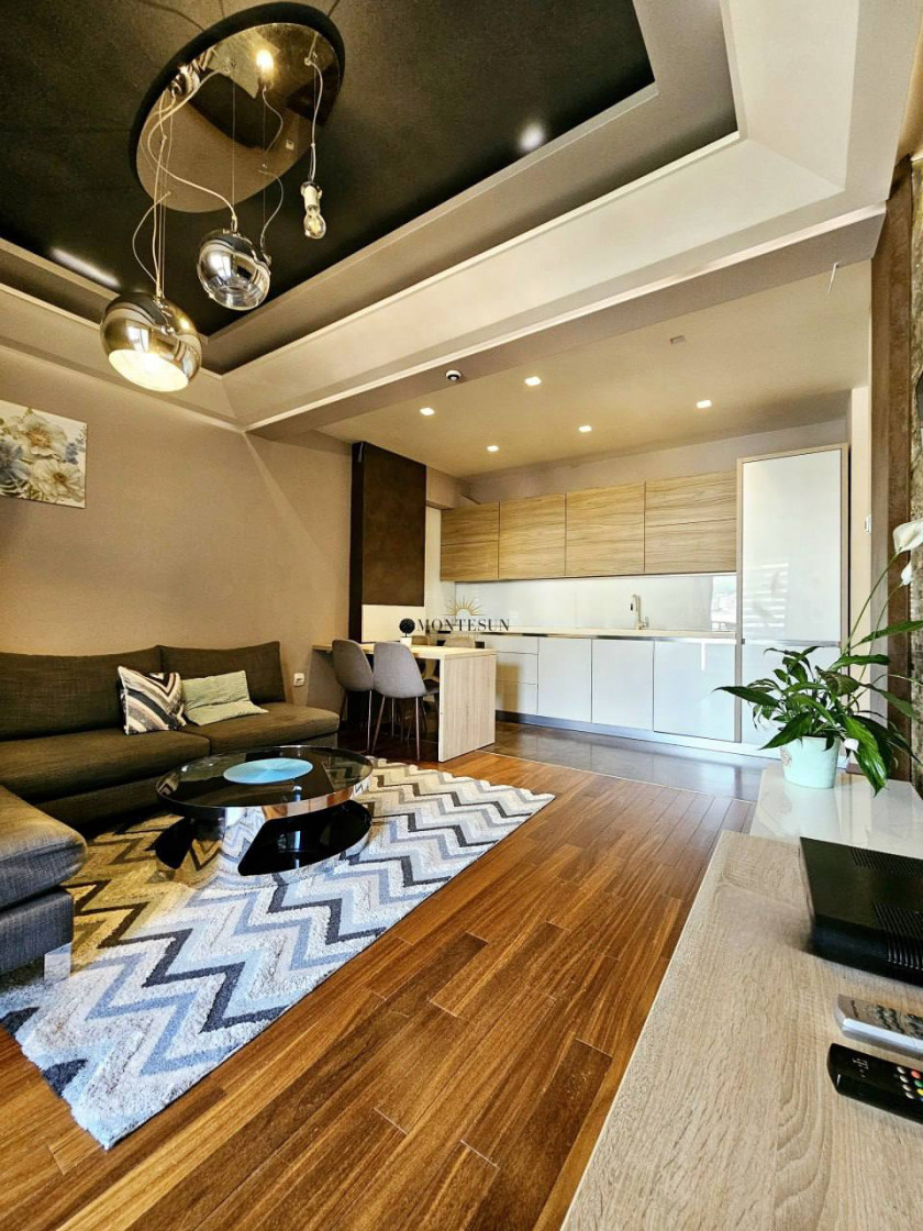 Iznajmljujem Stan-Apartman, Budva