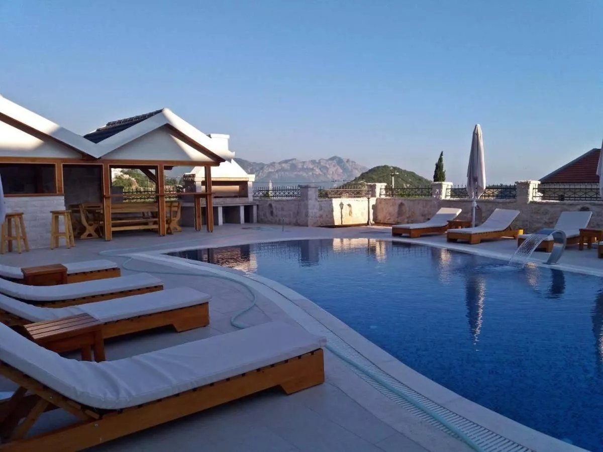 House for Rent, Budva Okolina — €2,000