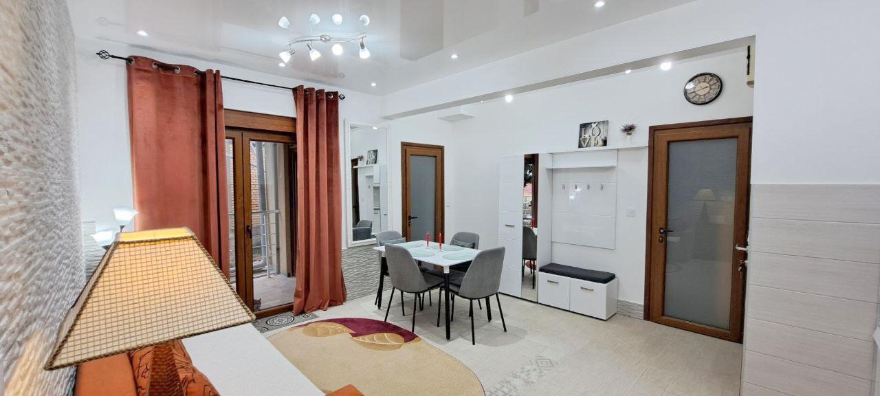 Квартира в Tivat, 77 m²