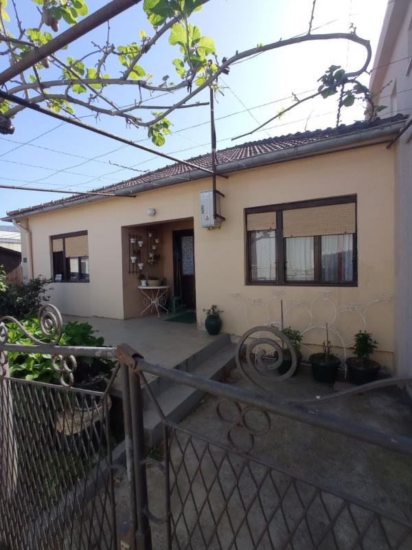 Дом в Polje, 106 m²