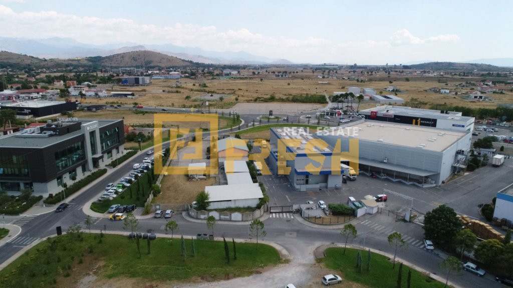Urbanizovano građevinsko zemljište, 3.300m2, Donja Gorica, Prodaja