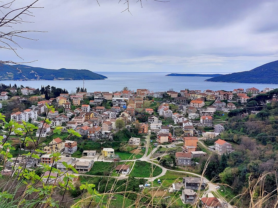 House for Sale, Herceg Novi — €140,000