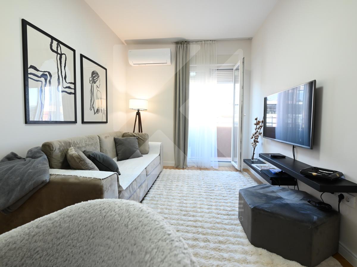 Izdavanje, Jednosoban stan, Podgorica, Central Point, 40m2