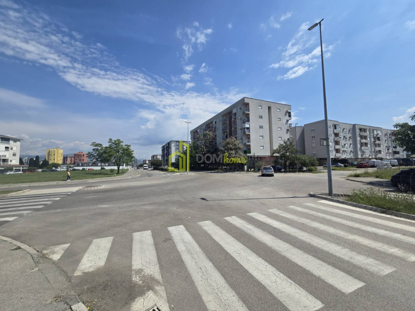 Poslovni prostor 800m2, Tuški put