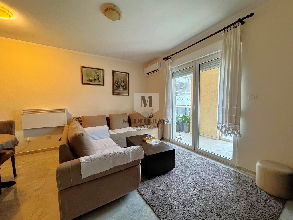 Prodajem Stan-Apartman, Igalo