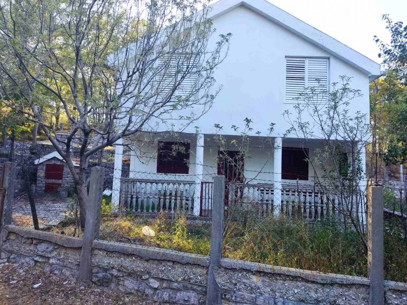 FOR SALE - HOUSE IN SUTORMAN