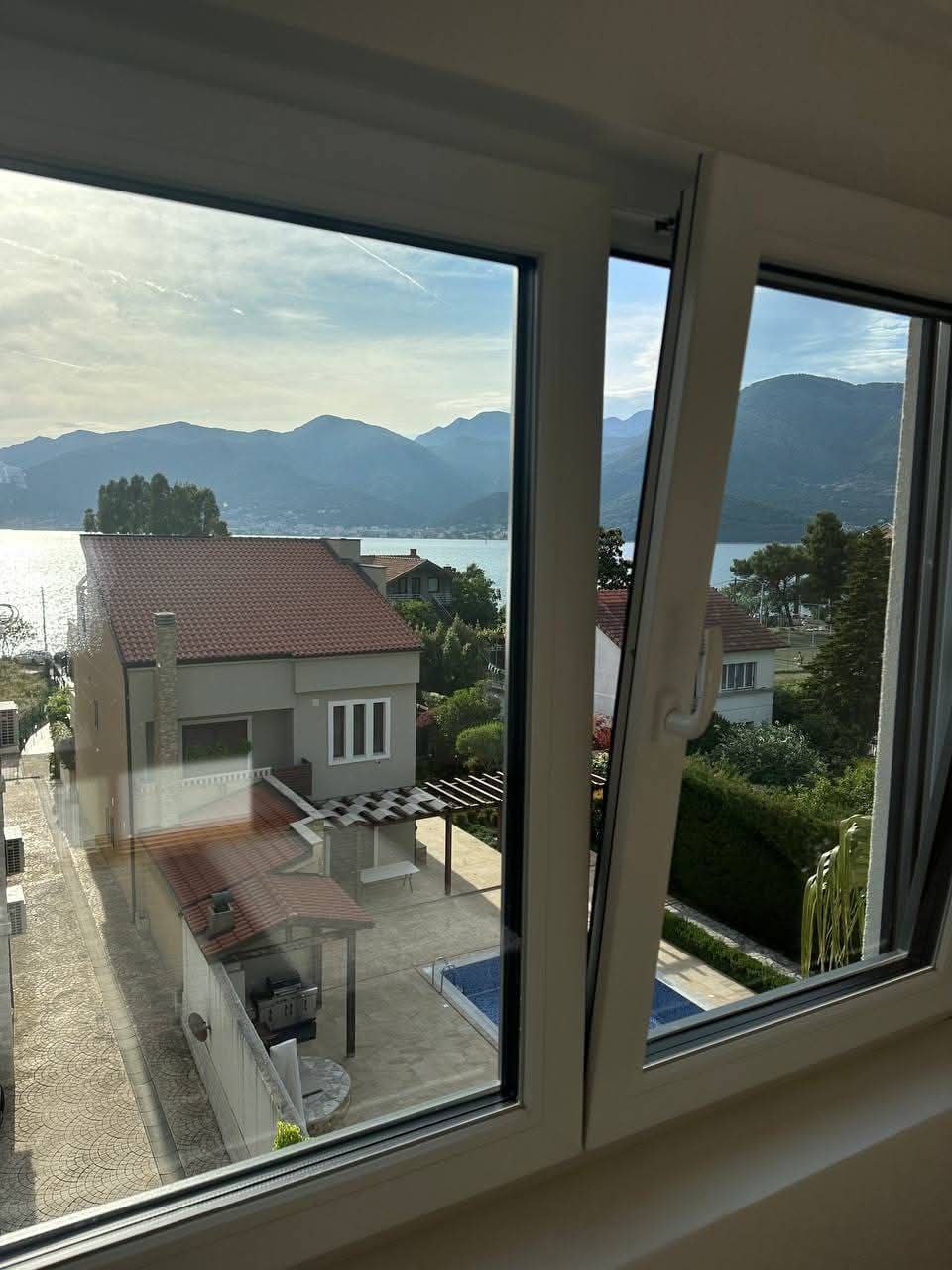Iznajmljujem Stan-Apartman, Donja Lastva