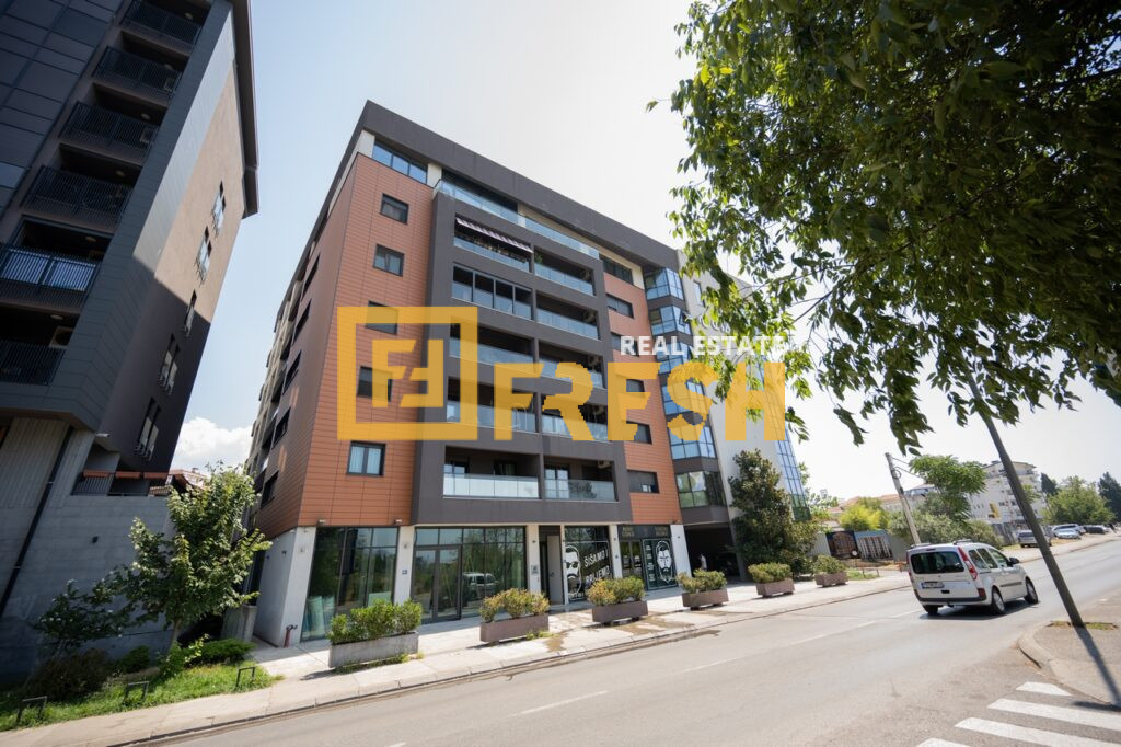 Trosoban stan, 82m2, Centar, Prodaja