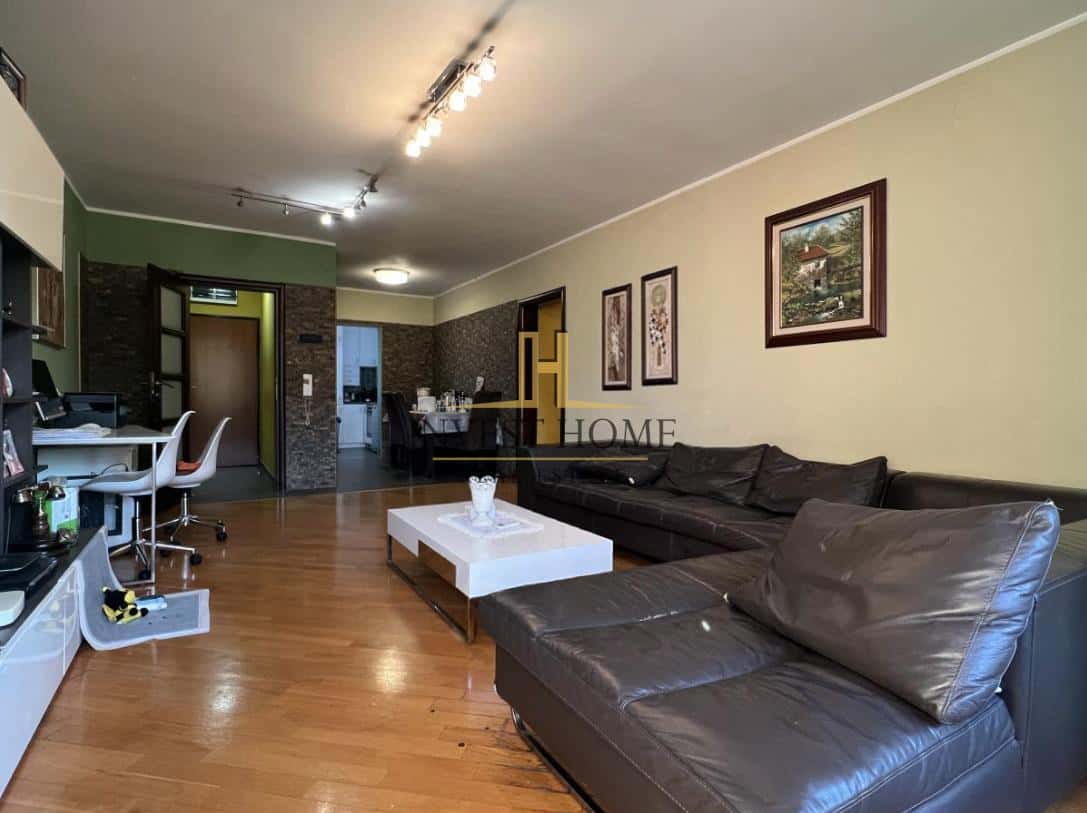 Četvorosoban stan, Lepa Kata, 121m2