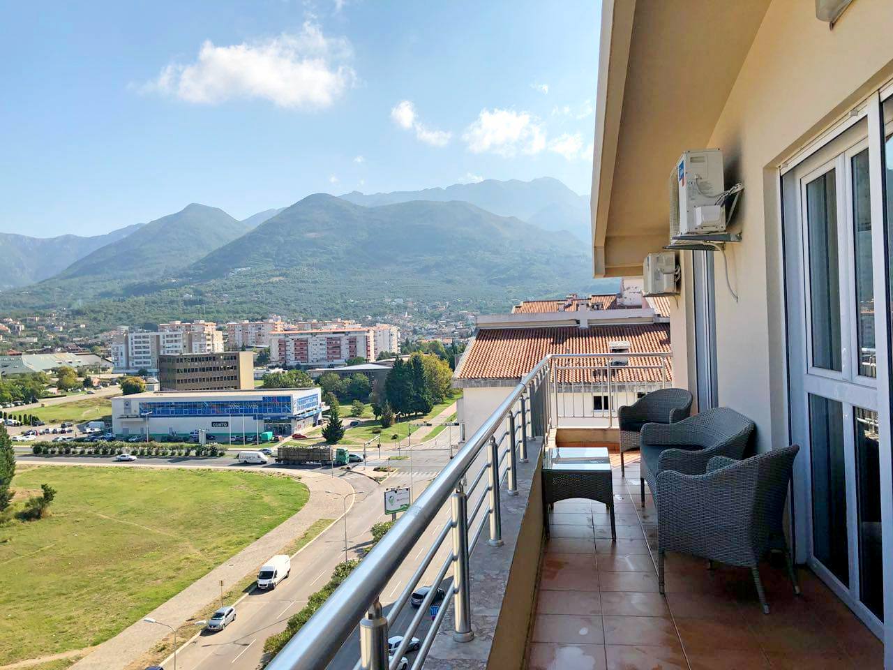 Apartment For Sale, Bar Centar