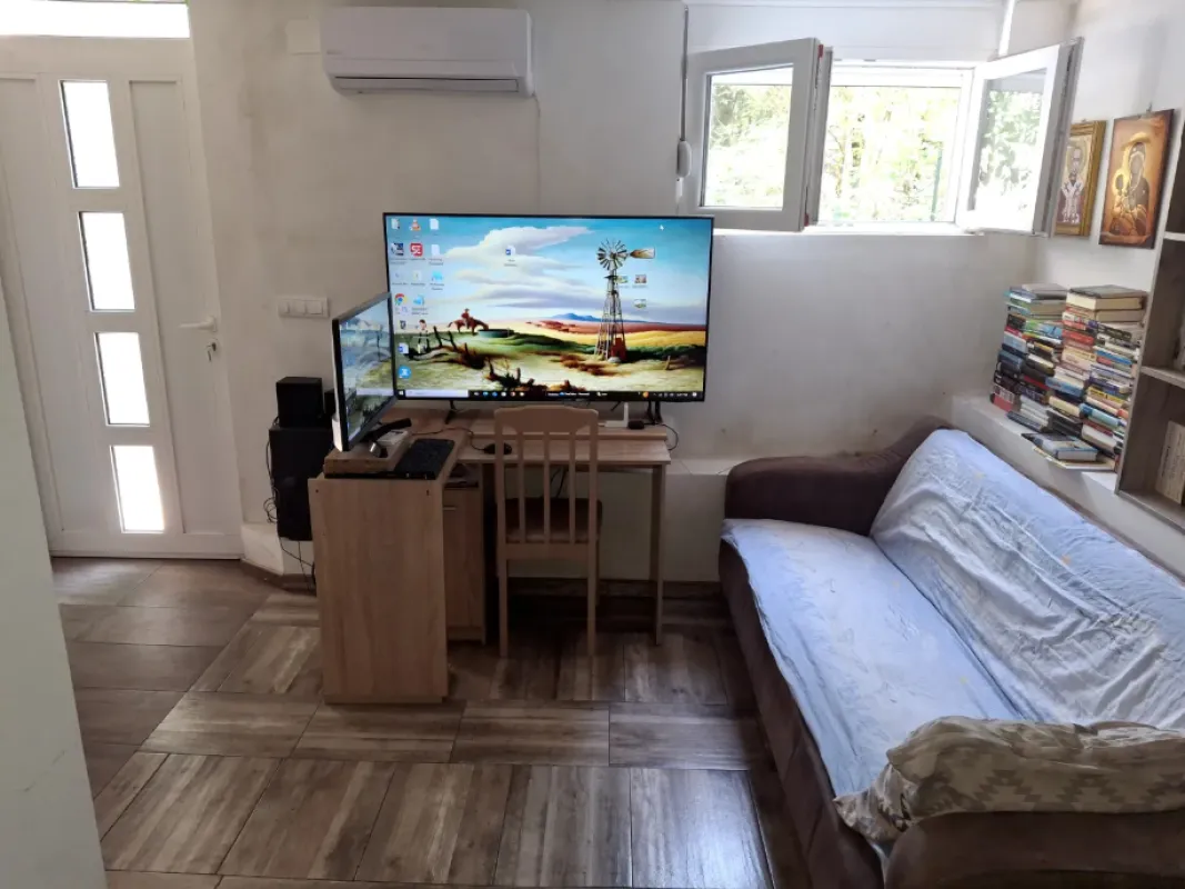 Thumbnail 7