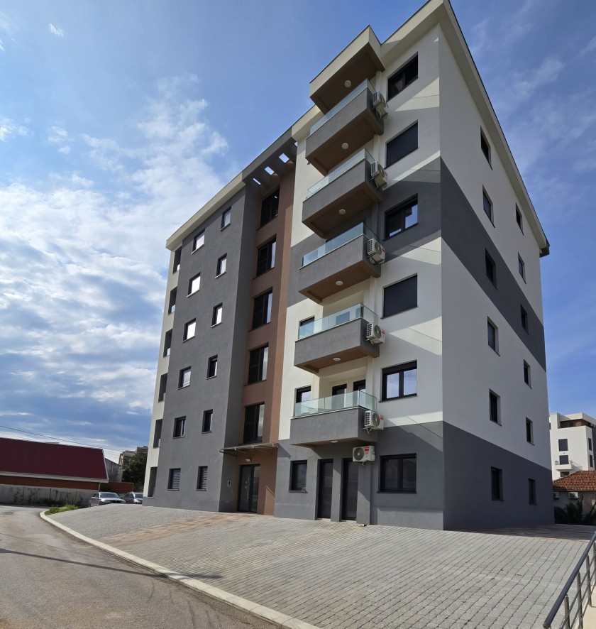 1-BR New-Build Apartment