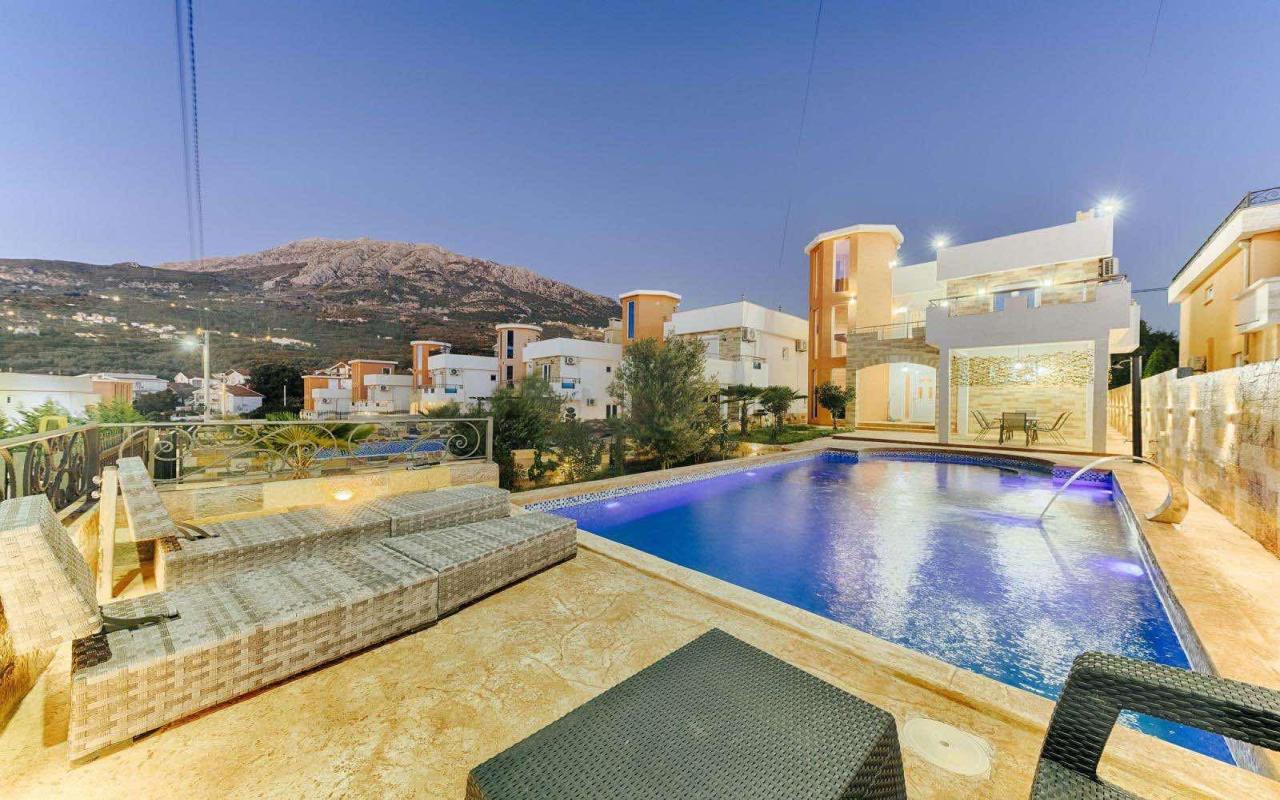 Дом в Dobra Voda, 170 m²